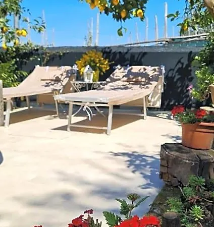 فندق مبيت وإفطار Rita 4*